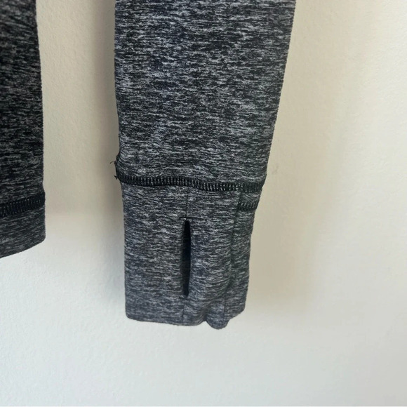 Lululemon Run Your Heart Out Pullover Gray - Picture 6 of 11